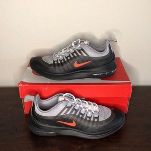 Nike Axis (Gs)